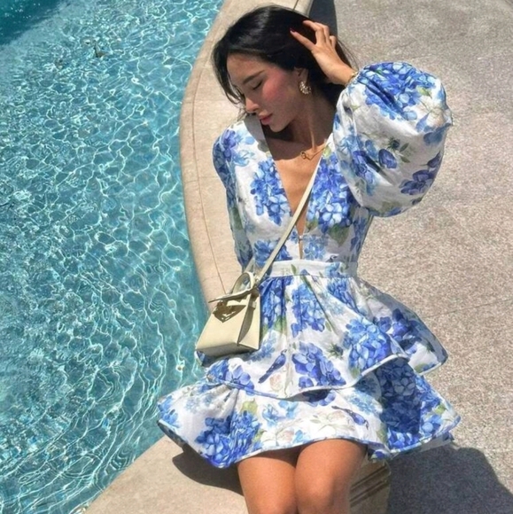 Fashionable & Elegant Random Print V-Neck Long Sleeve Layered Short Mini Dre - Picture 5 of 6